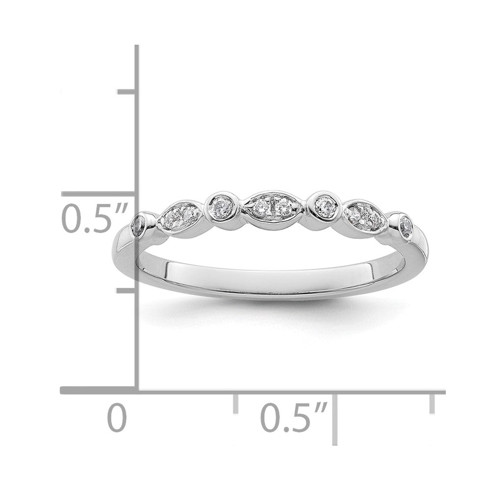 Ehering aus 14K Weißgold mit natürlichen Diamanten