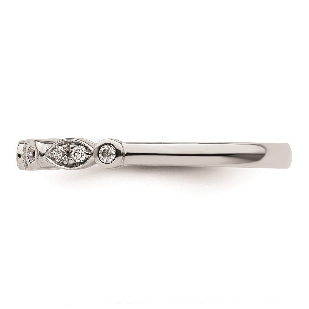 14K Weißgold Ehering mit natürlichen Diamanten, 0,12 ct