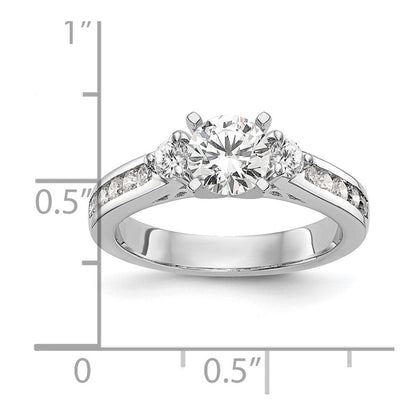 14K Weißgold Verlobungsring mit 0,5 ct. im Peg-Set gefassten Labor-gezüchteten Diamanten VS/SI+ G+