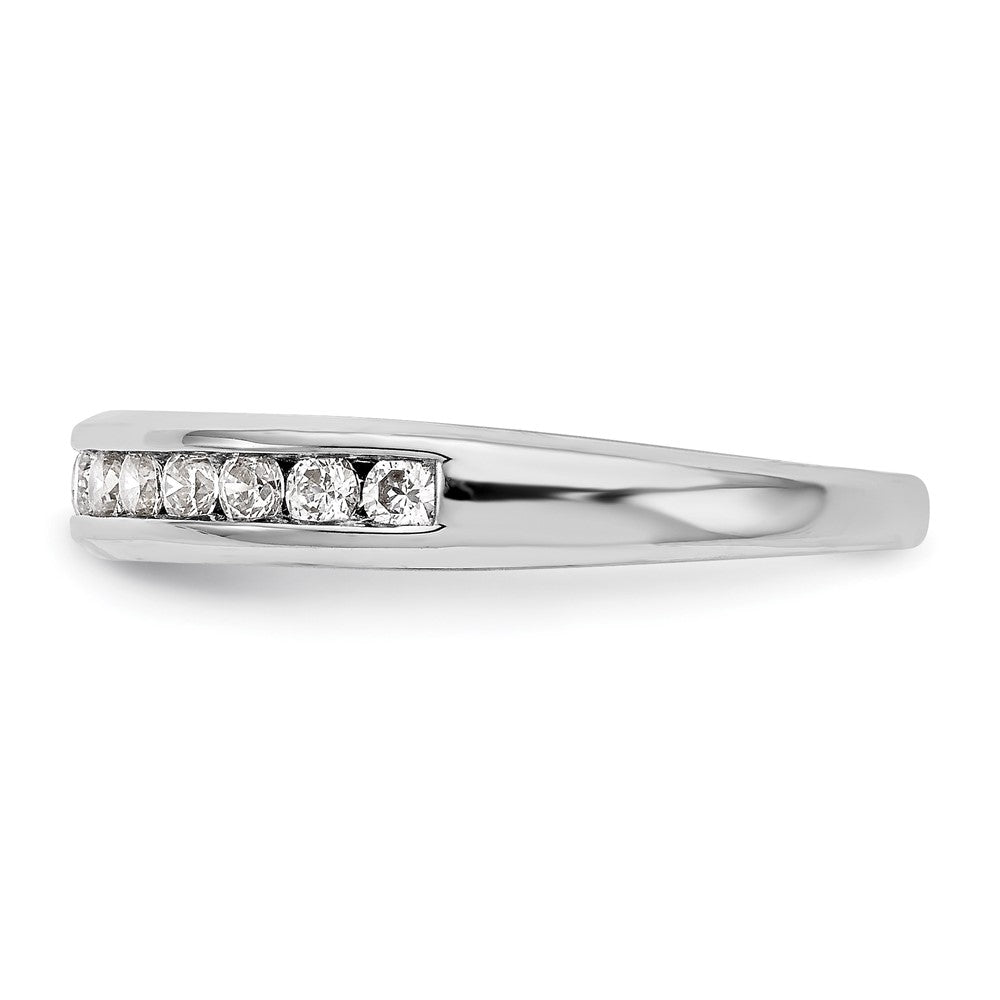 Ehering aus 14K Weißgold mit natürlichen Diamanten
