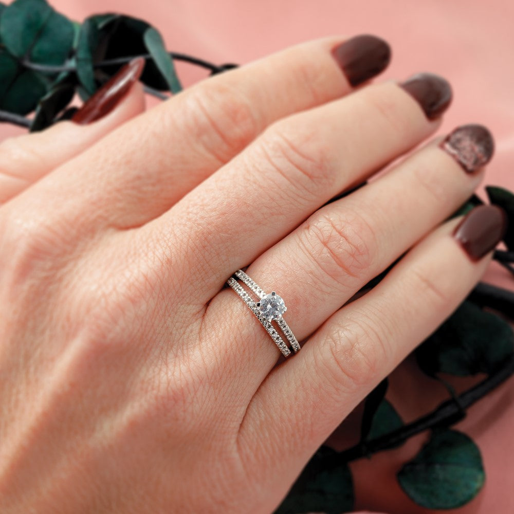 14K Weißgold Ehering mit natürlichen Diamanten
