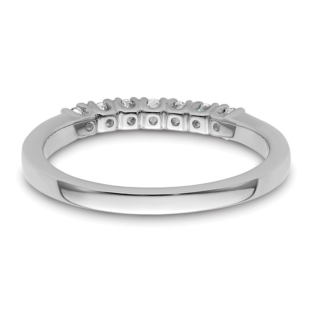 Trauring aus 14K Weißgold mit natürlichen Diamanten