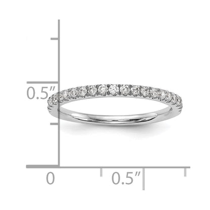 Trauring aus 14K Weißgold mit natürlichen Diamanten