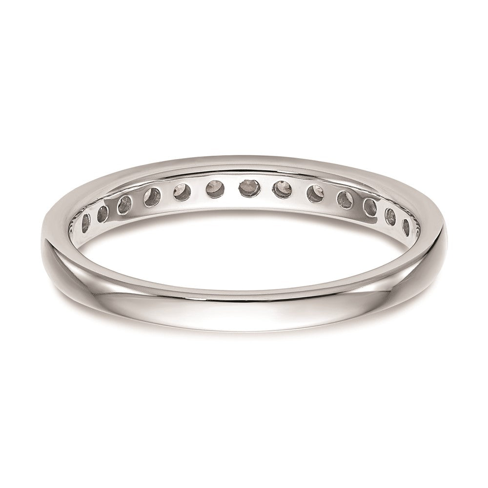 Ehering aus 14K Weißgold mit natürlichen Diamanten