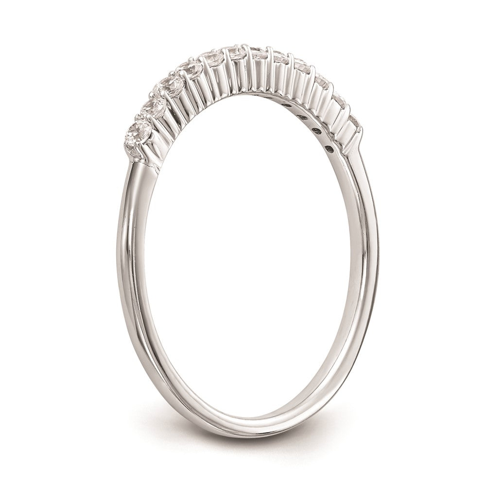 Ehering aus 14K Weißgold mit natürlichen Diamanten