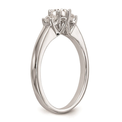 14K Weißgold Verlobungsring mit 3 simulierten Diamanten