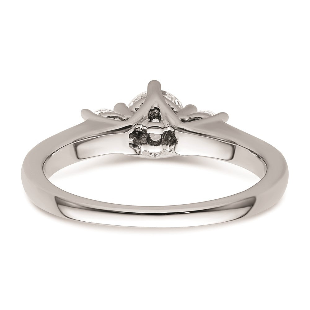585 Weißgold Verlobungsring mit 3 simulierten Diamanten