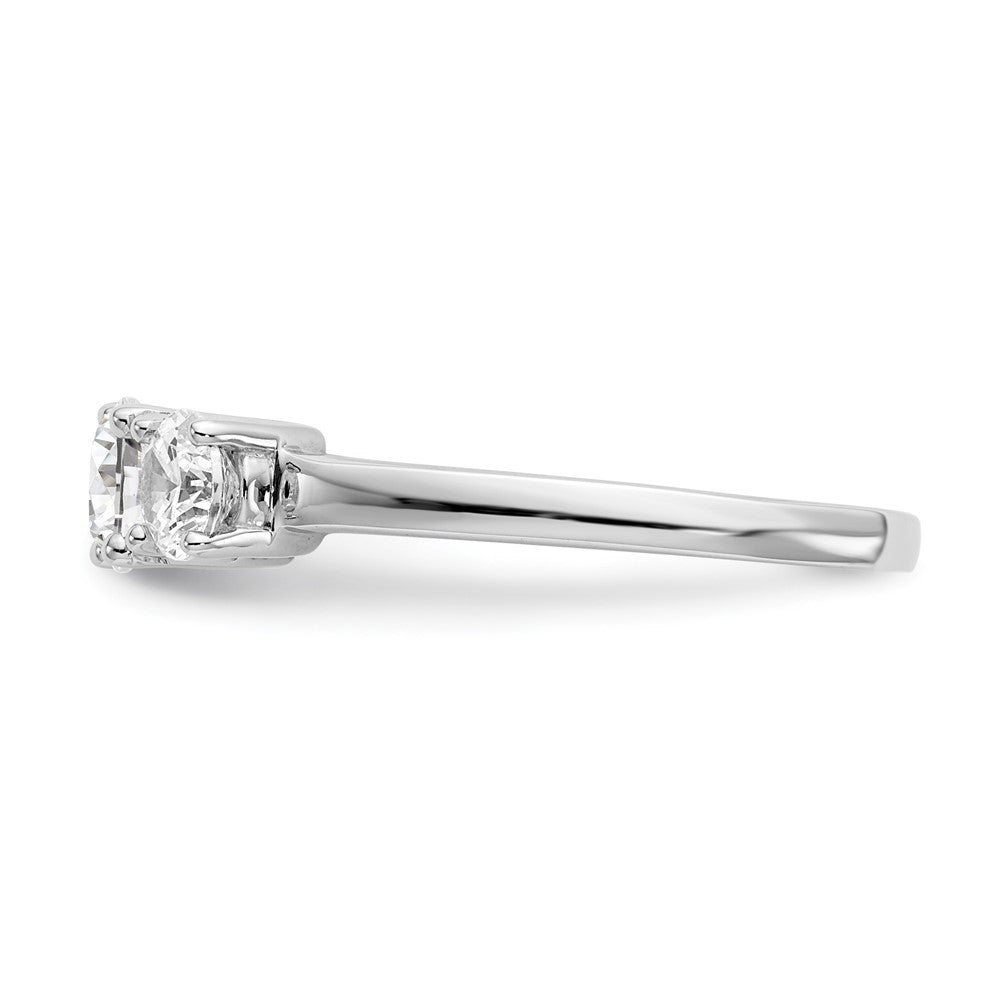 14K Weißgold Verlobungsring mit 3 simulierten Diamanten