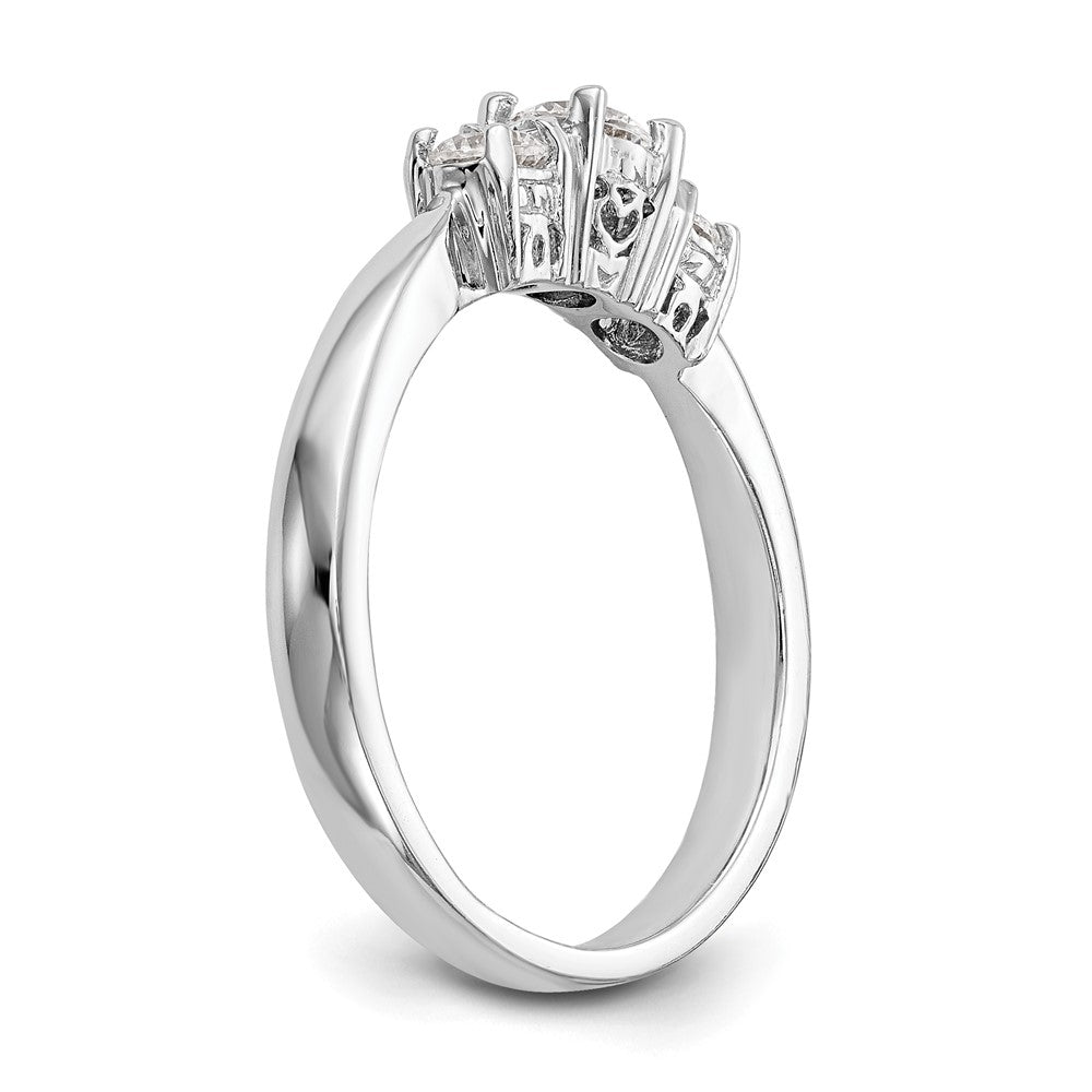 14K Weißgold Verlobungsring mit drei simulierten Diamanten