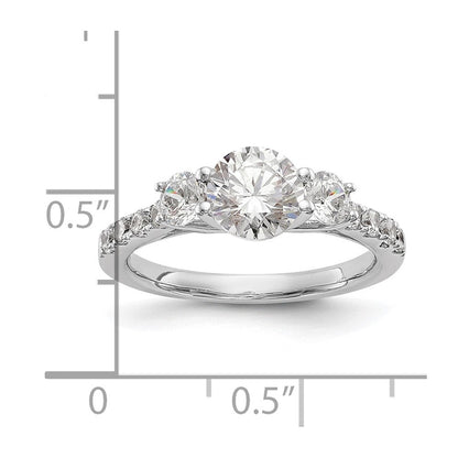 14K Weißgold Verlobungsring mit 3 simulierten Diamanten