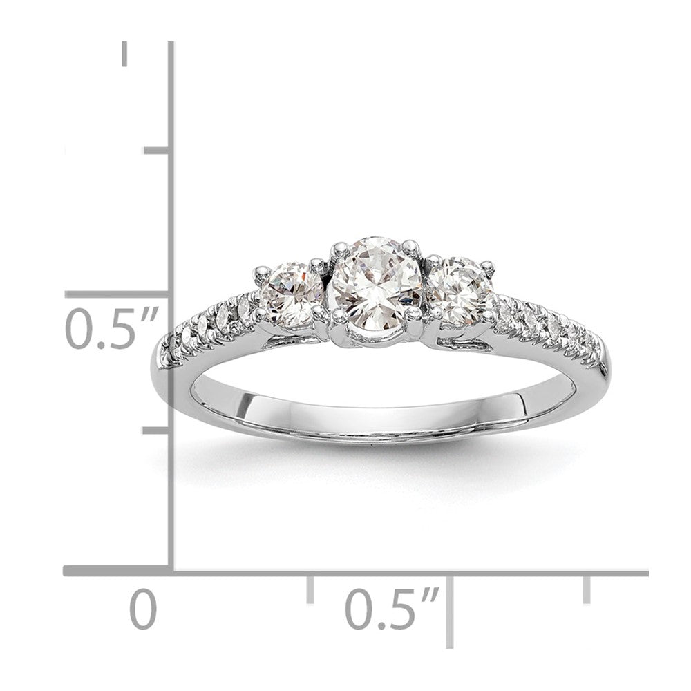 14K Weißgold Verlobungsring mit 3 simulierten Diamanten
