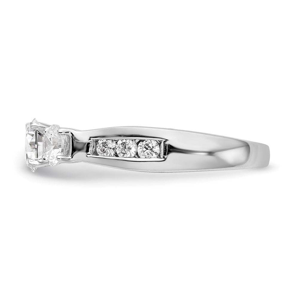 14K Weißgold Verlobungsring mit Diamant-Simulanten in Drei-Krappen-Fassung