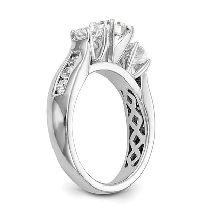 14K Weißgold Verlobungsring mit Diamant-Simulanten in Drei-Krappen-Fassung