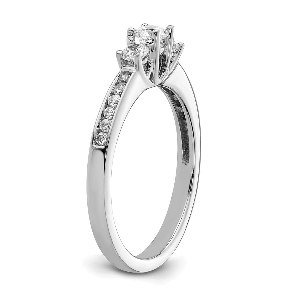 585 Weißgold Verlobungsring mit 3 simulierten Diamanten