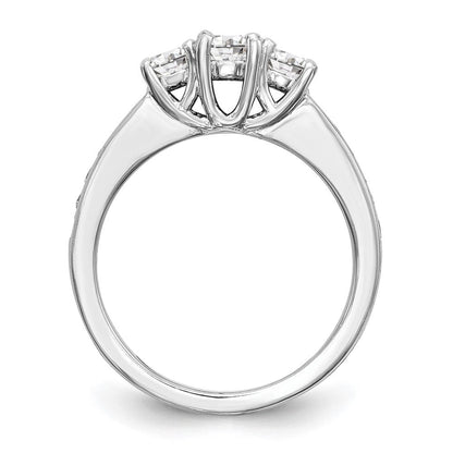 14K Weißgold Verlobungsring mit 3 simulierten Diamanten