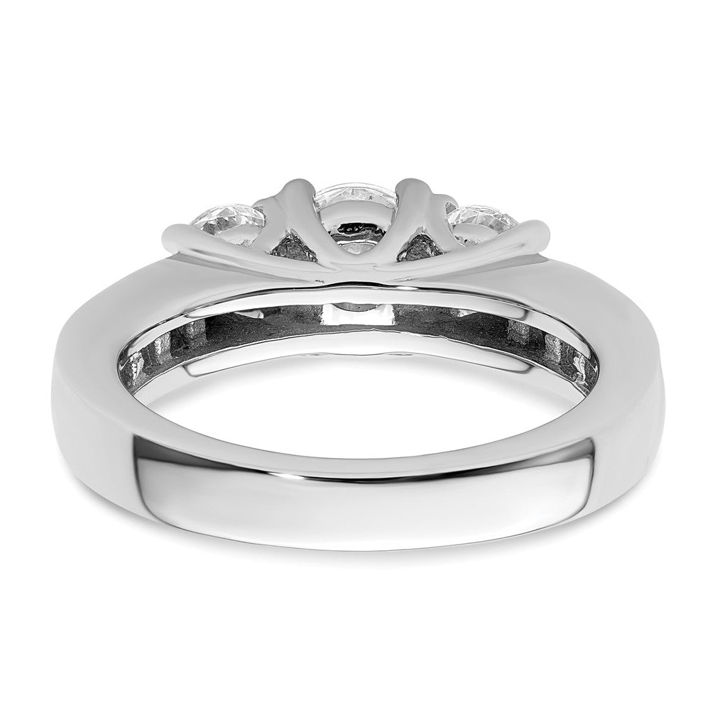 14K Weißgold Verlobungsring mit 3 simulierten Diamanten