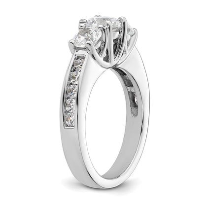 14K Weißgold Verlobungsring mit 3 simulierten Diamanten