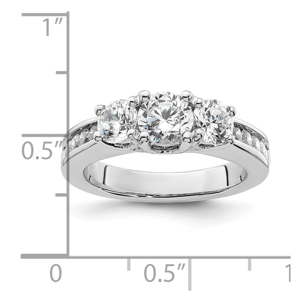 14K Weißgold Verlobungsring mit 3 simulierten Diamanten
