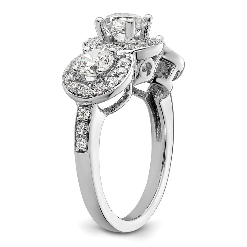 14K Weißgold Verlobungsring mit 3 simulierten Diamanten