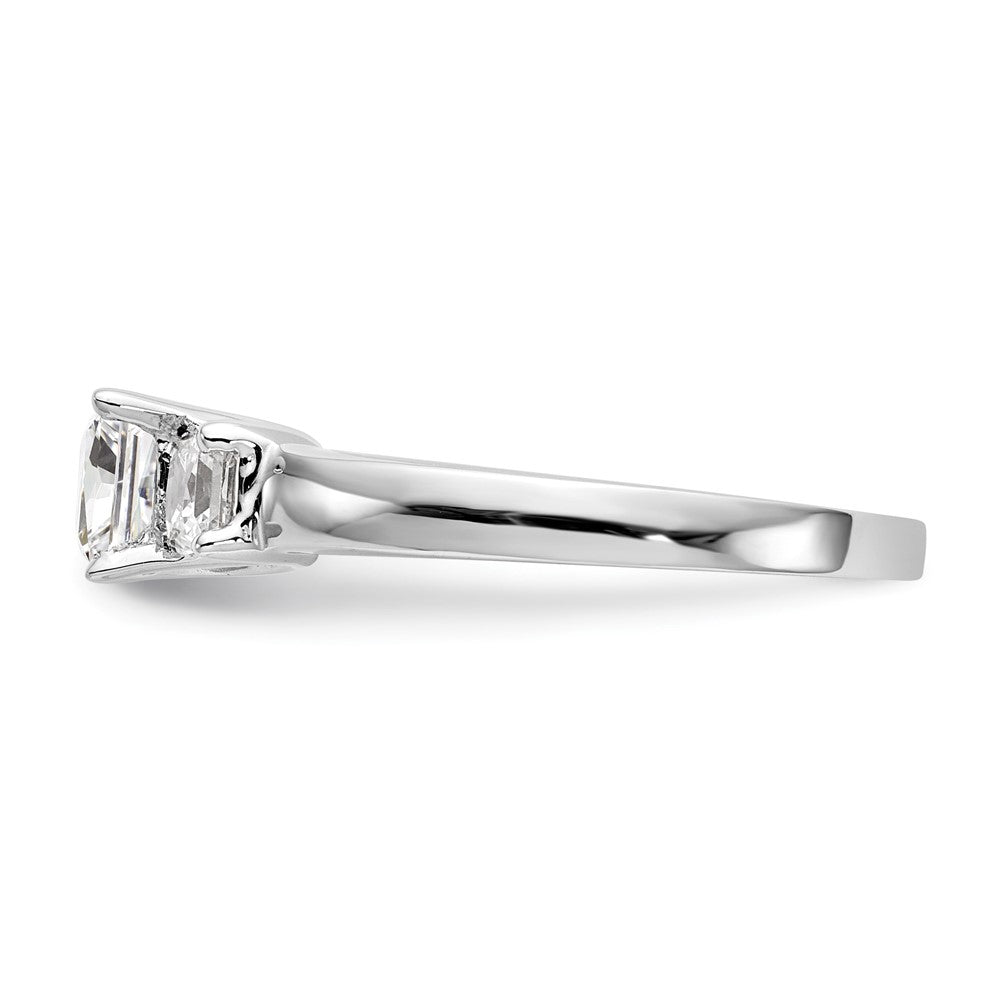 Verlobungsring aus 14K Weißgold mit 3 simulierten Diamanten