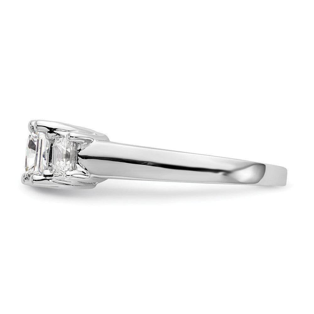 14K Weißgold Verlobungsring mit 3 simulierten Diamanten