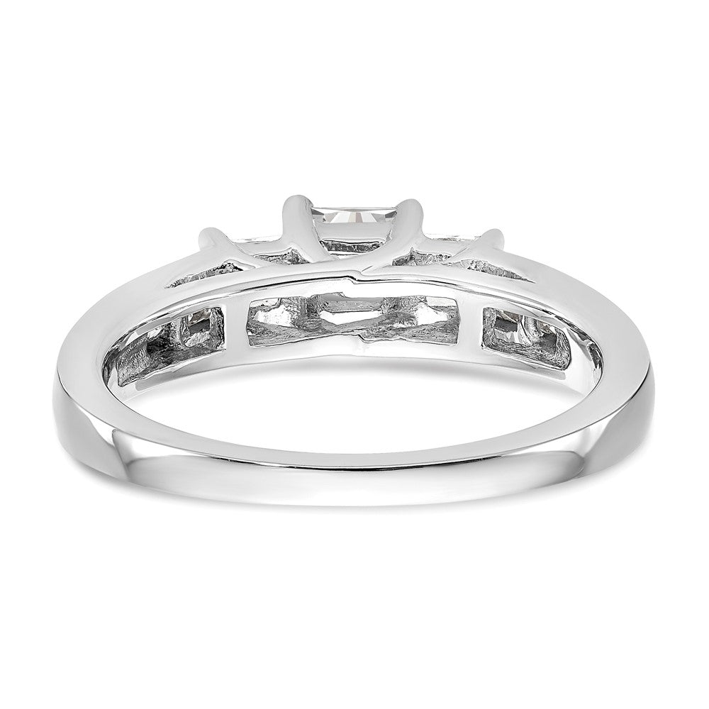 Verlobungsring aus 14K Weißgold mit 3 simulierten Diamanten