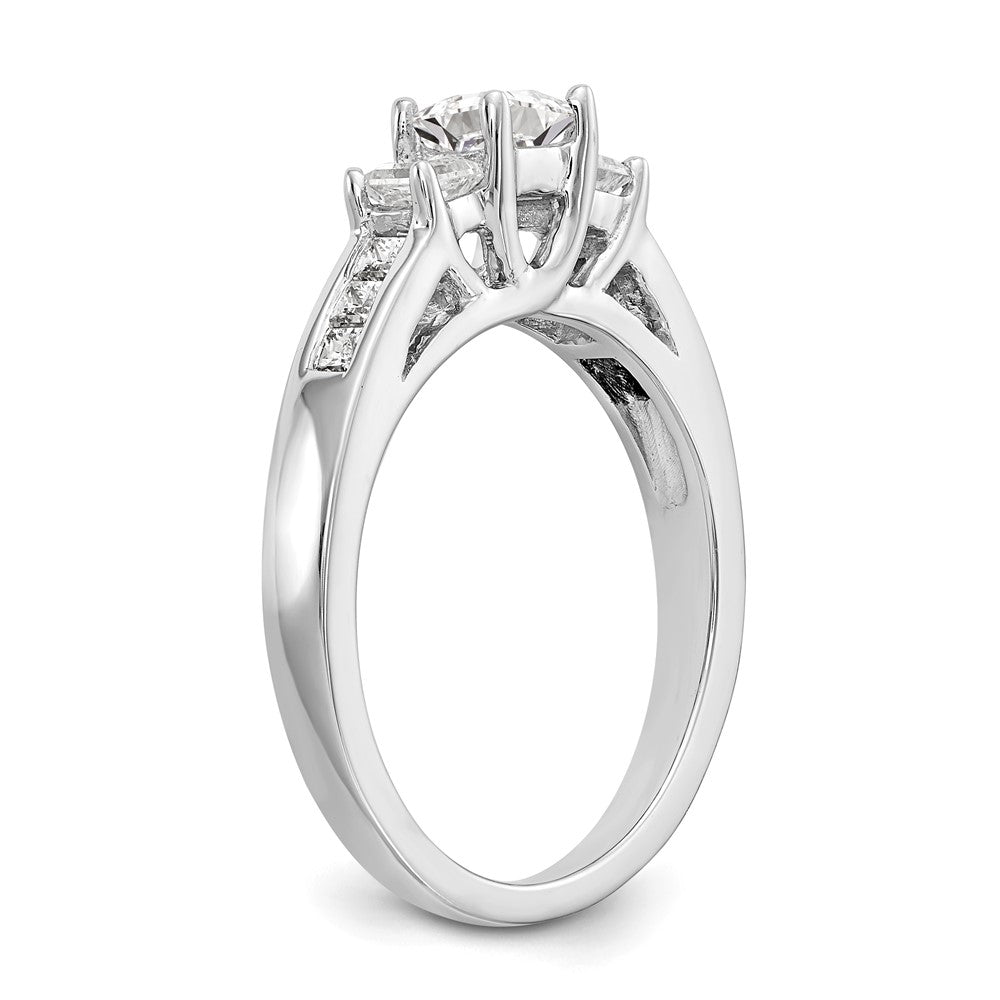 Verlobungsring aus 14K Weißgold mit 3 simulierten Diamanten