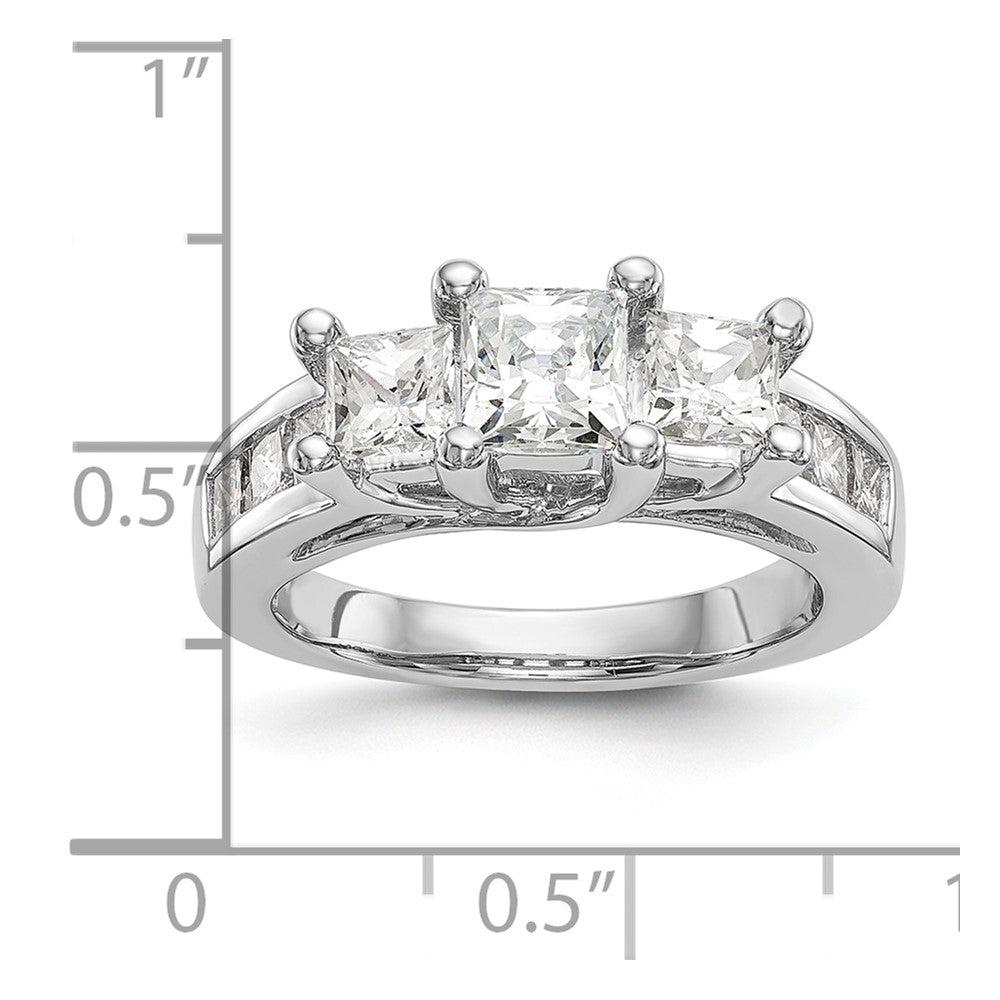 14K Weißgold Verlobungsring mit 3 simulierten Diamanten