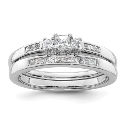 14K Weißgold Verlobungsring mit 3 simulierten Diamanten