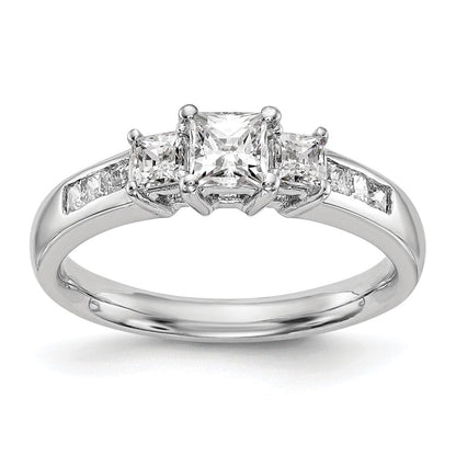 14K Weißgold Verlobungsring mit 3 simulierten Diamanten