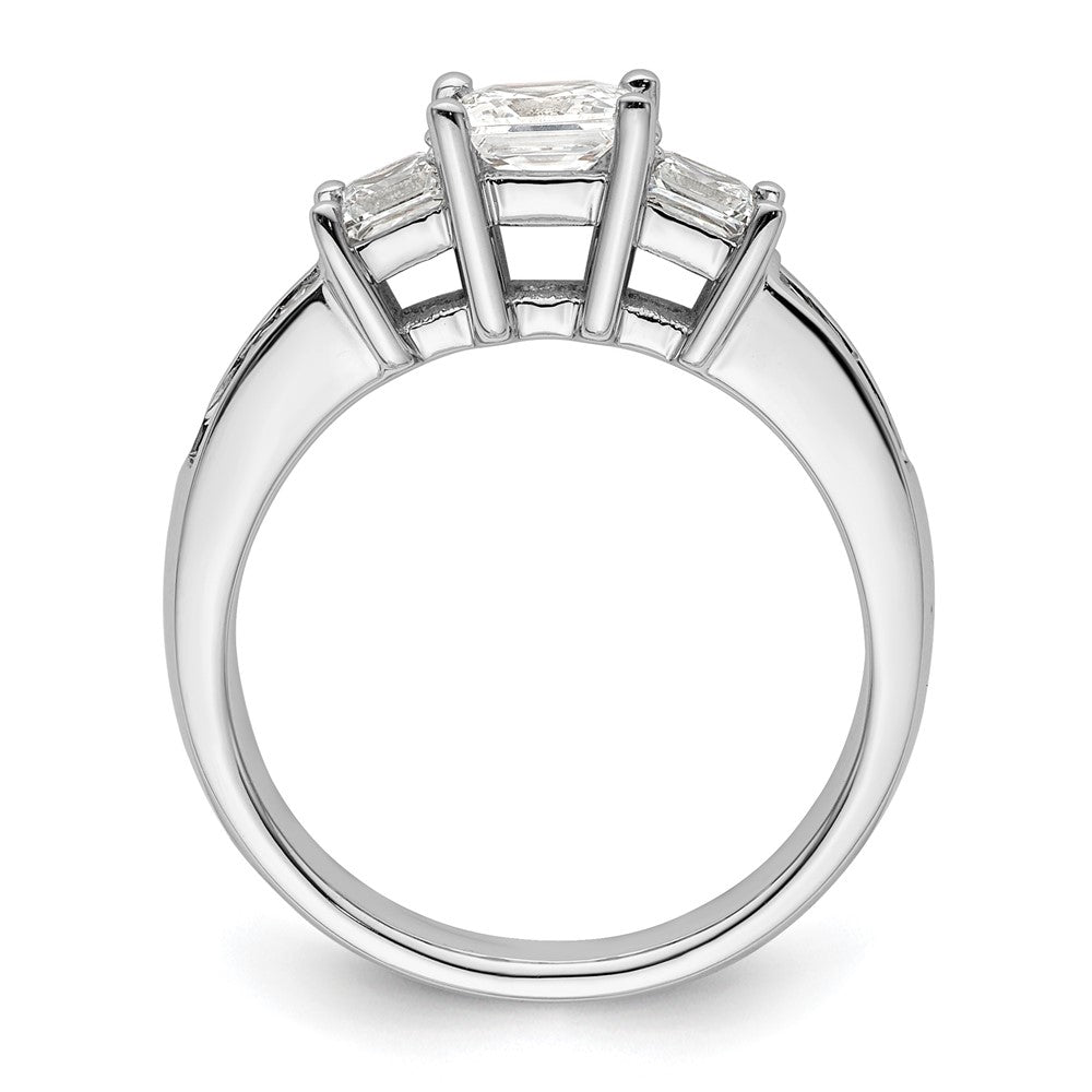 Verlobungsring aus 14K Weißgold mit 3 simulierten Diamanten