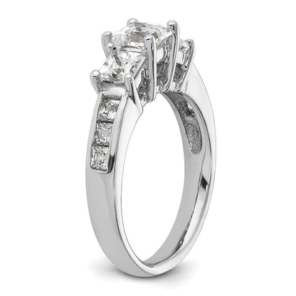 14K Weißgold Verlobungsring mit 3 simulierten Diamanten