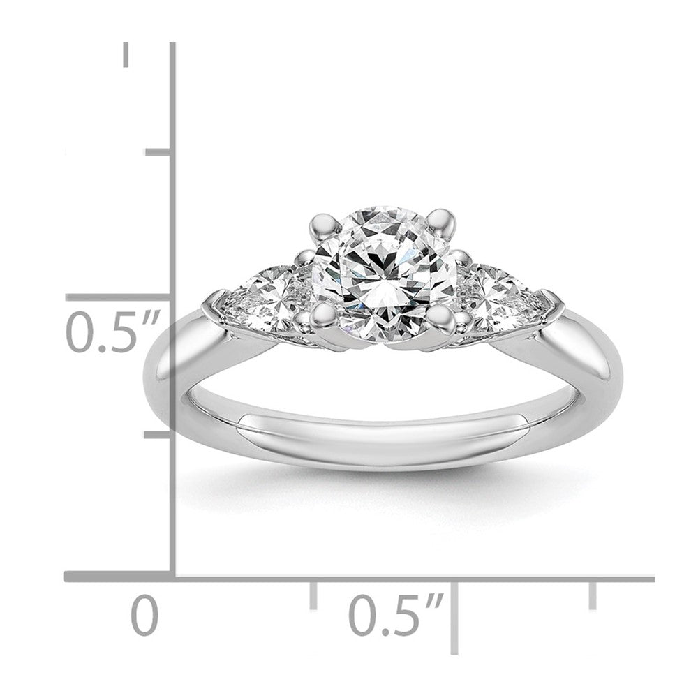 14K Weißgold Verlobungsring mit 3 simulierten Diamanten in Krappenfassung