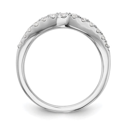 Trauring aus 14K Weißgold mit natürlichen Diamanten