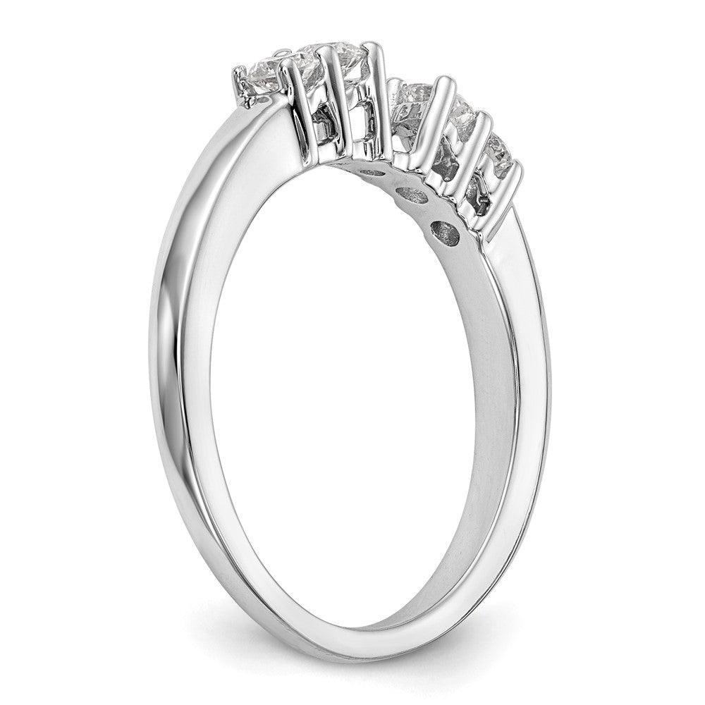 14K Weißgold Verlobungsring mit 5 Diamanten in Krappenfassung