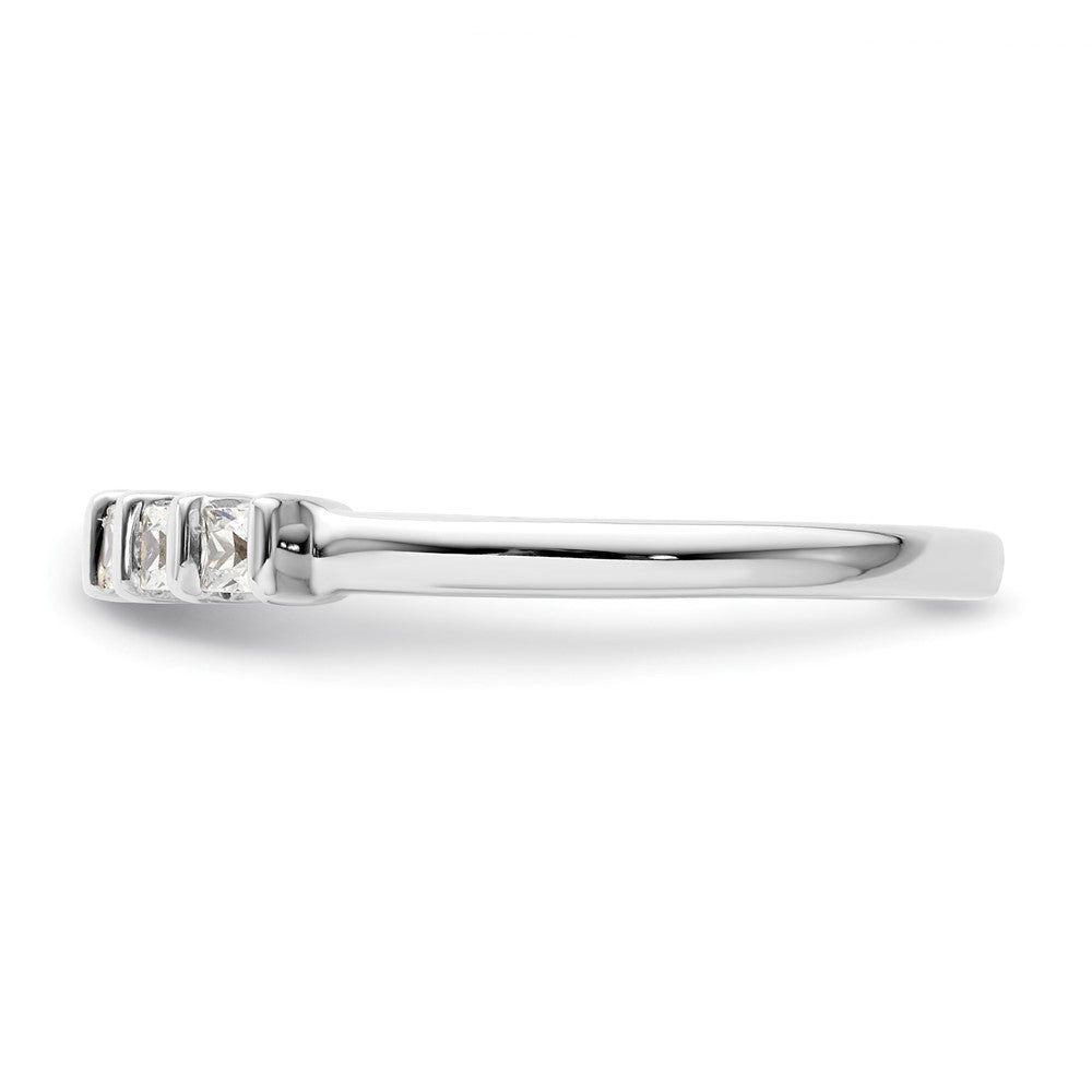 14K Weißgold Ring mit 5 natürlichen Diamanten