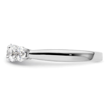 14K Weißgold Ring mit 5 simulierten Diamanten