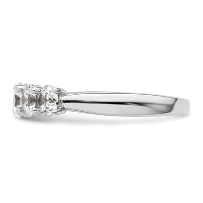 14K Weißgold Ring mit 5 simulierten Diamanten