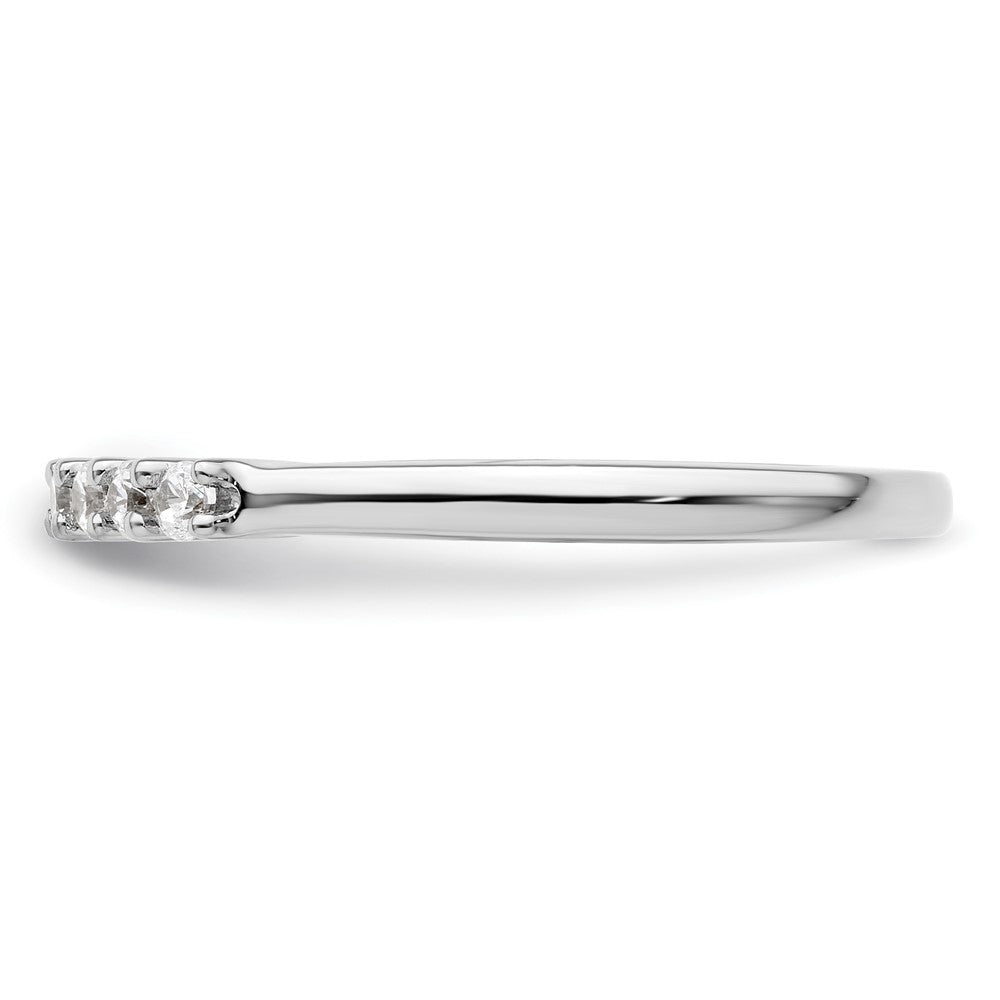 14K Weißgold Ehering mit 7 natürlichen Diamanten