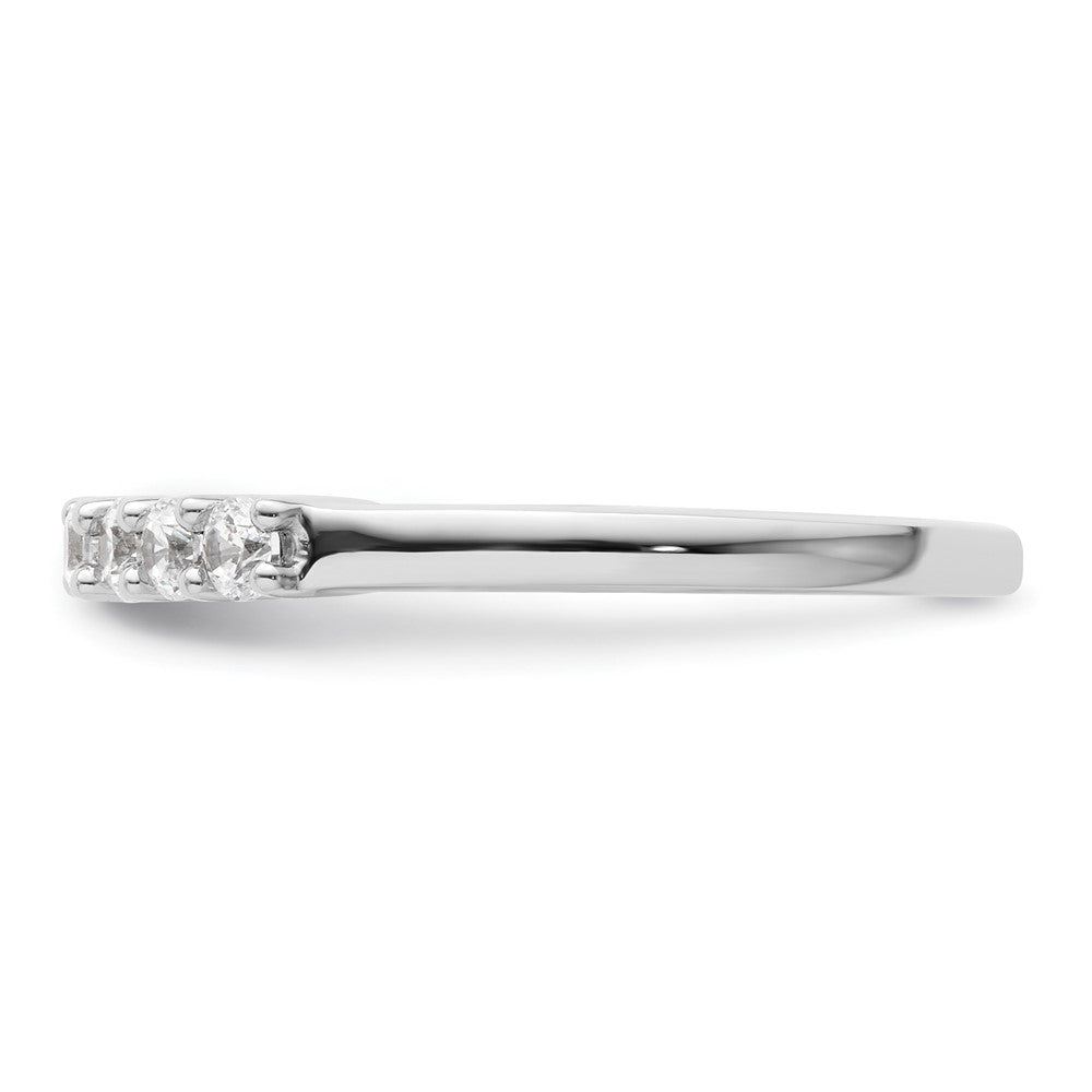 14K Weißgold Ehering mit 7 Diamanten