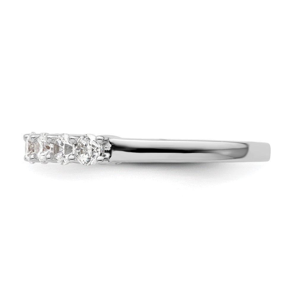 14K Weißgold Ehering mit 7 natürlichen Diamanten