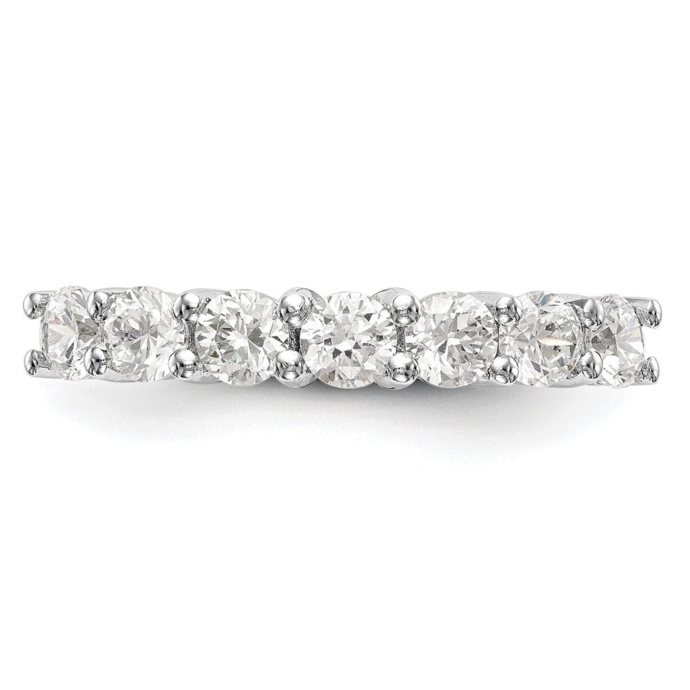 14K Weißgold Ehering mit 7 natürlichen Diamanten