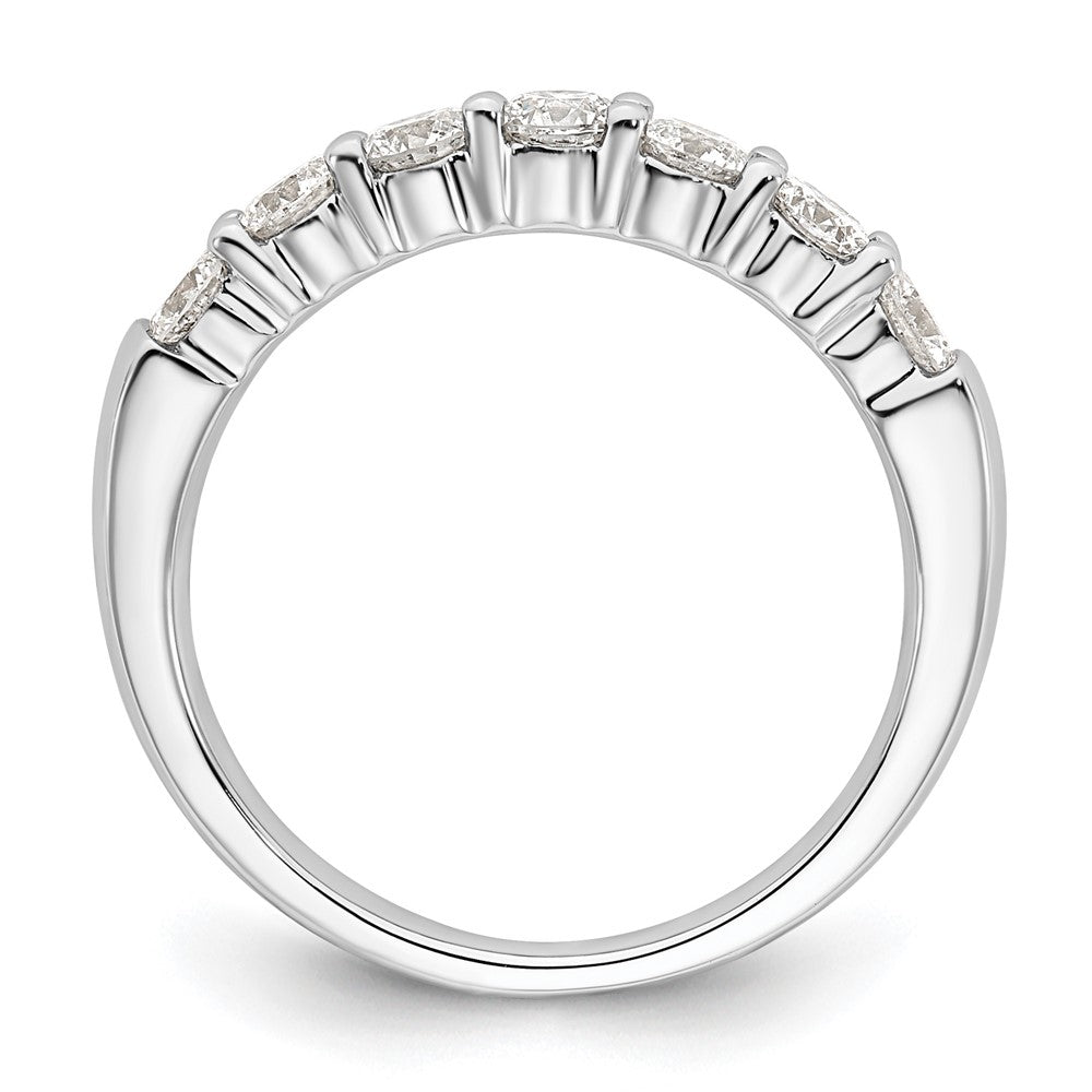 14K Weißgold Ring mit 7 Steinen aus Labor gezüchteten Diamanten VS/SI+ G+