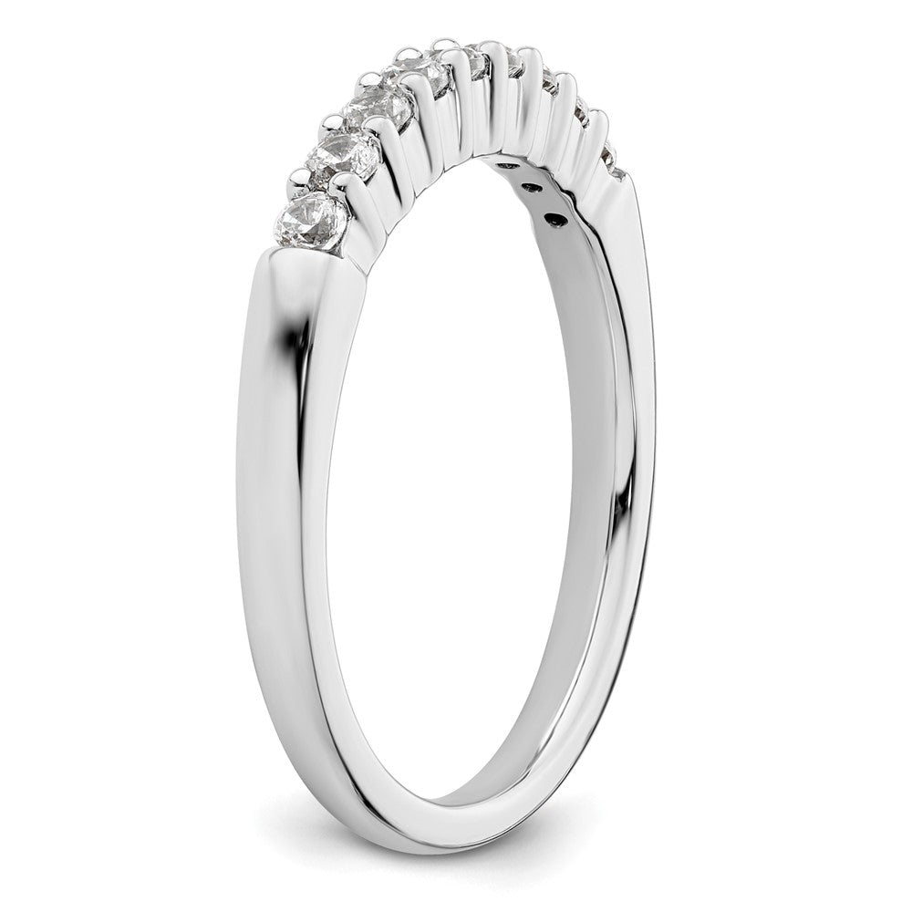 14K Weißgold Ehering mit 9 natürlichen Diamanten