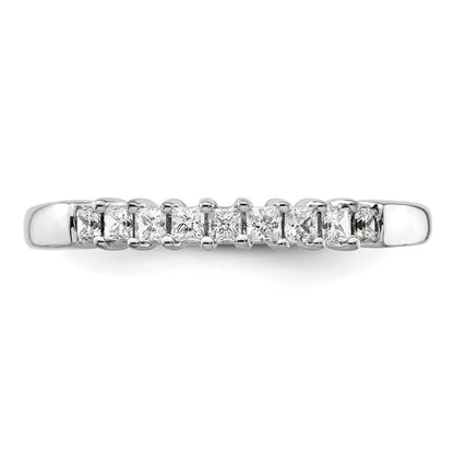 14K Weißgold Ring mit 9 natürlichen Diamanten