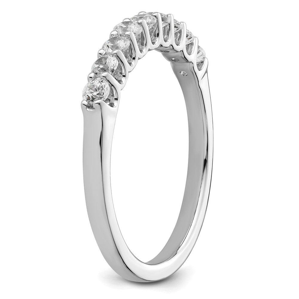 14K Weißgold Ring mit 9 natürlichen Diamanten