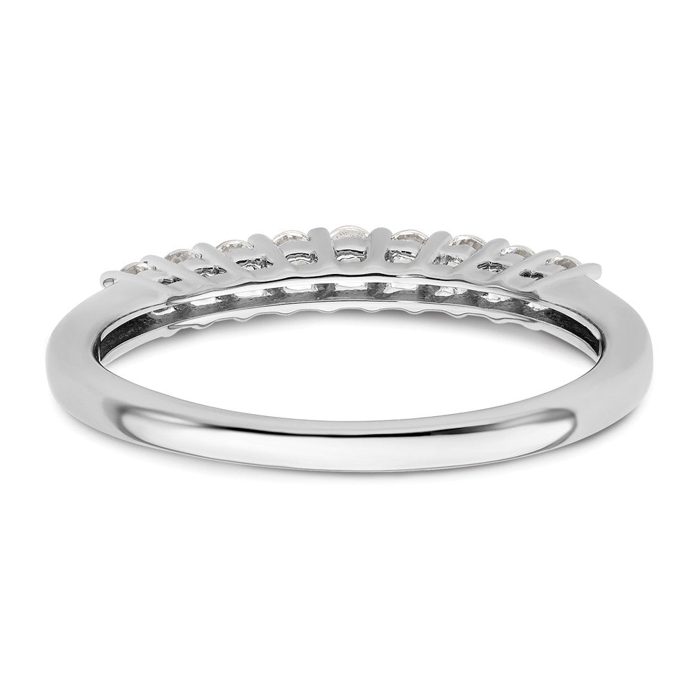 Ehering aus 14K Weißgold mit 9 natürlichen Diamanten