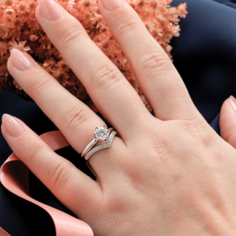 14K Weißgold Ehering mit natürlichen Diamanten 0,14 ct