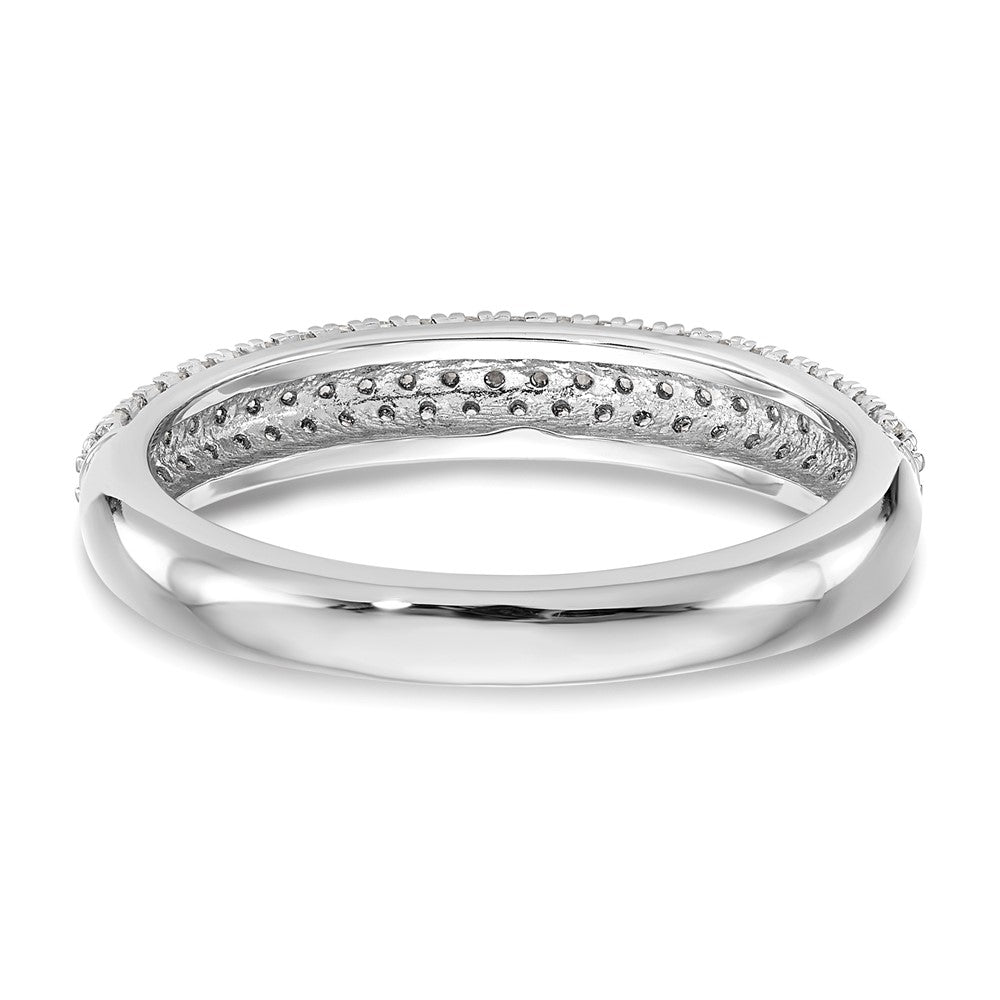 14K Weißgold Ring mit natürlichen Diamanten
