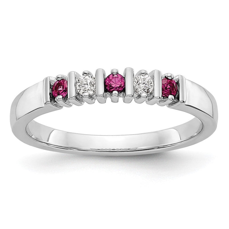 Ring aus 14K Weißgold mit Diamanten und Rubinen